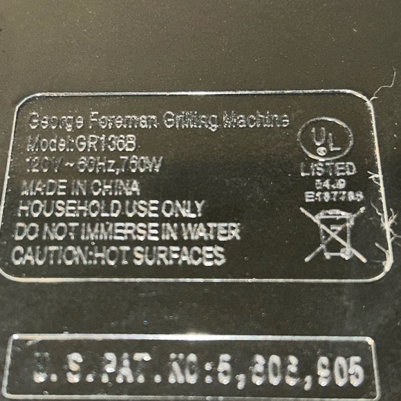 George Foreman Grilling Machine 2 Serving Grill w/Drip Tray - Picture 7 of 9